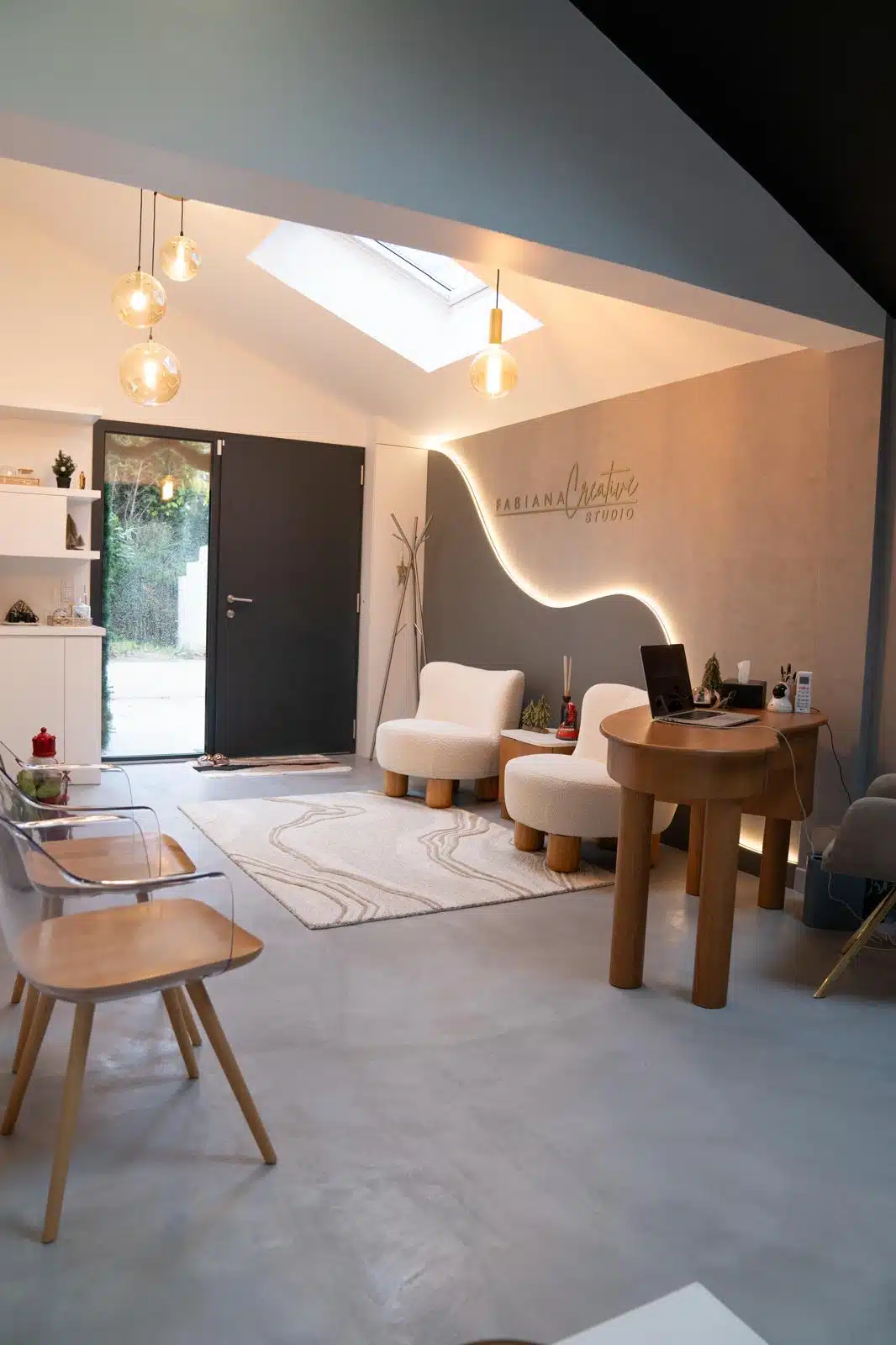 Rénovation local professionnel Maurepas 78 – transformation garage en studio photo